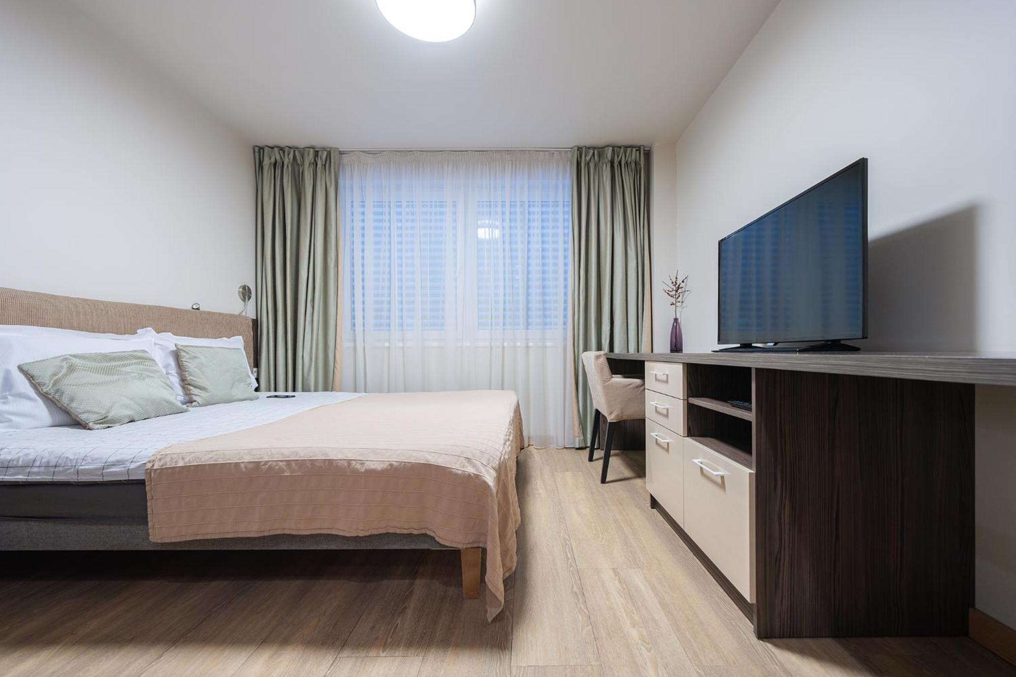 Gyneju Self Check-In Apartments Vilnius Exterior photo